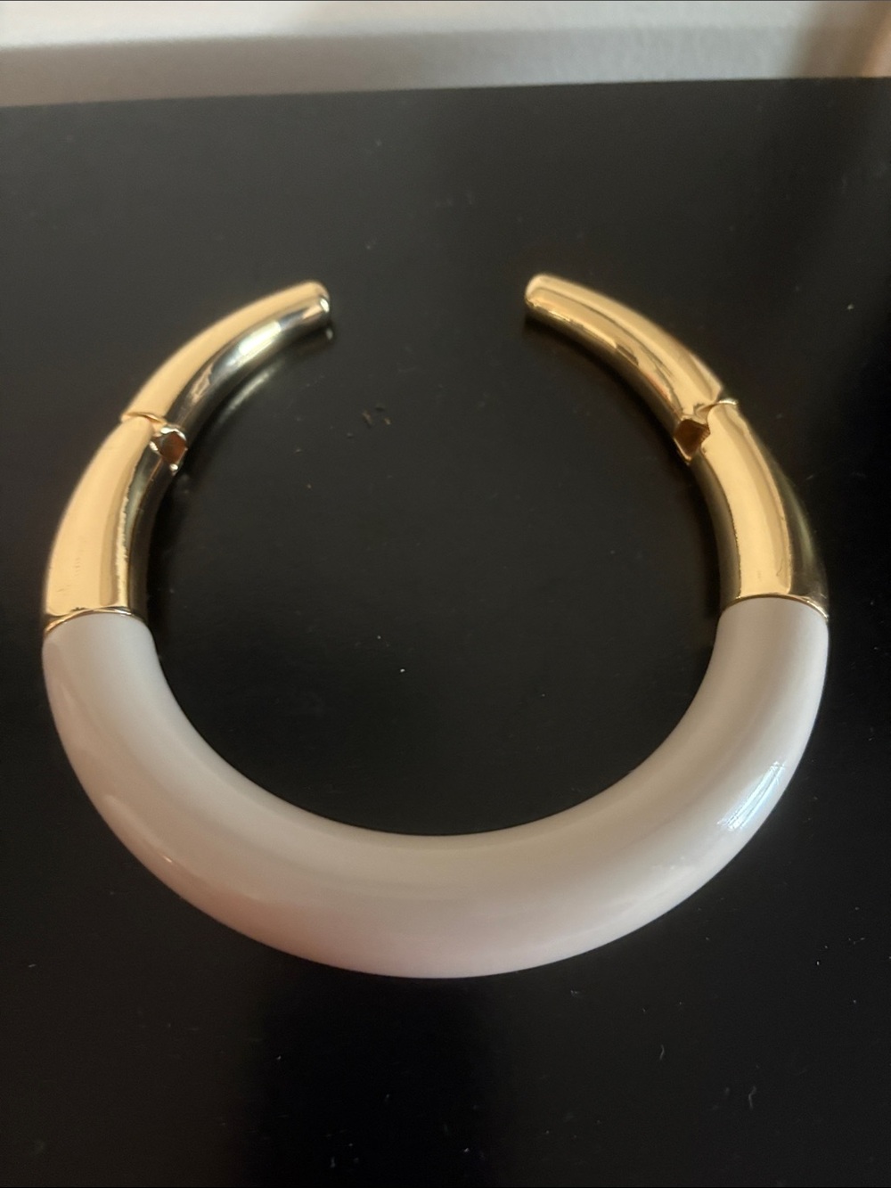 Zara necklace Gold and taupe